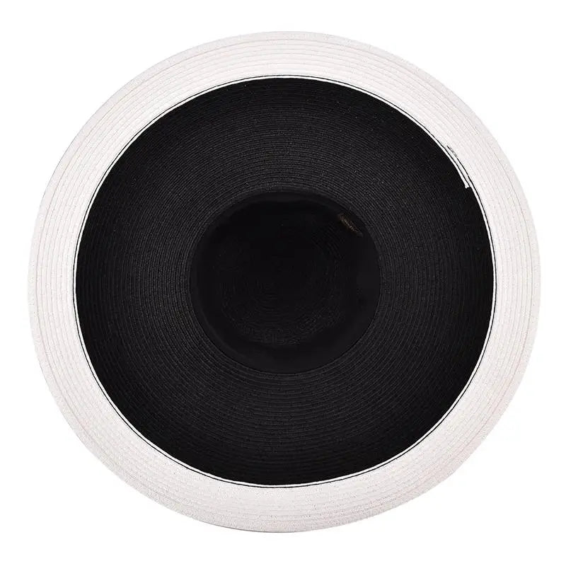 Chapeau de Paille Noir et Blanc